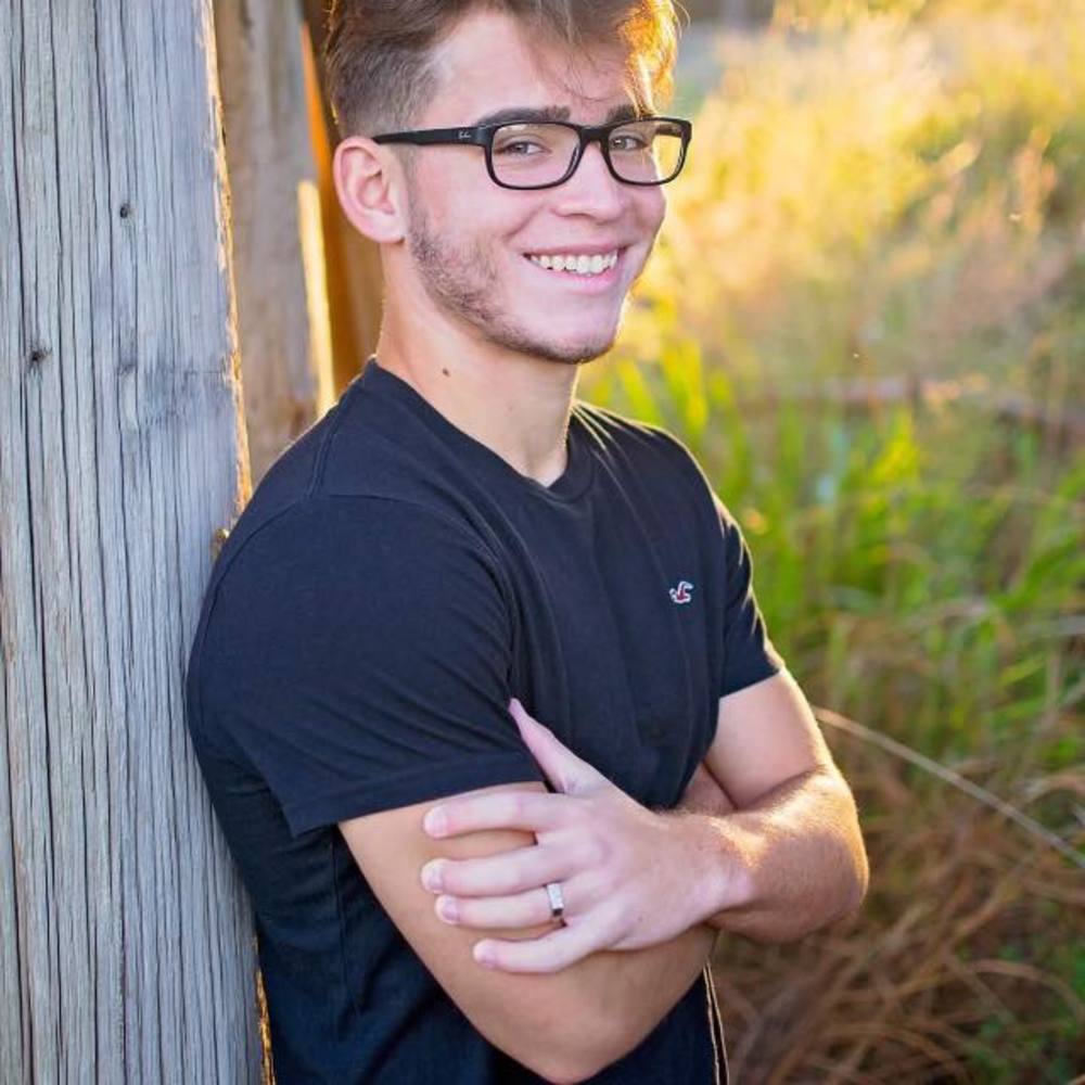 Meet your Posher, Alex